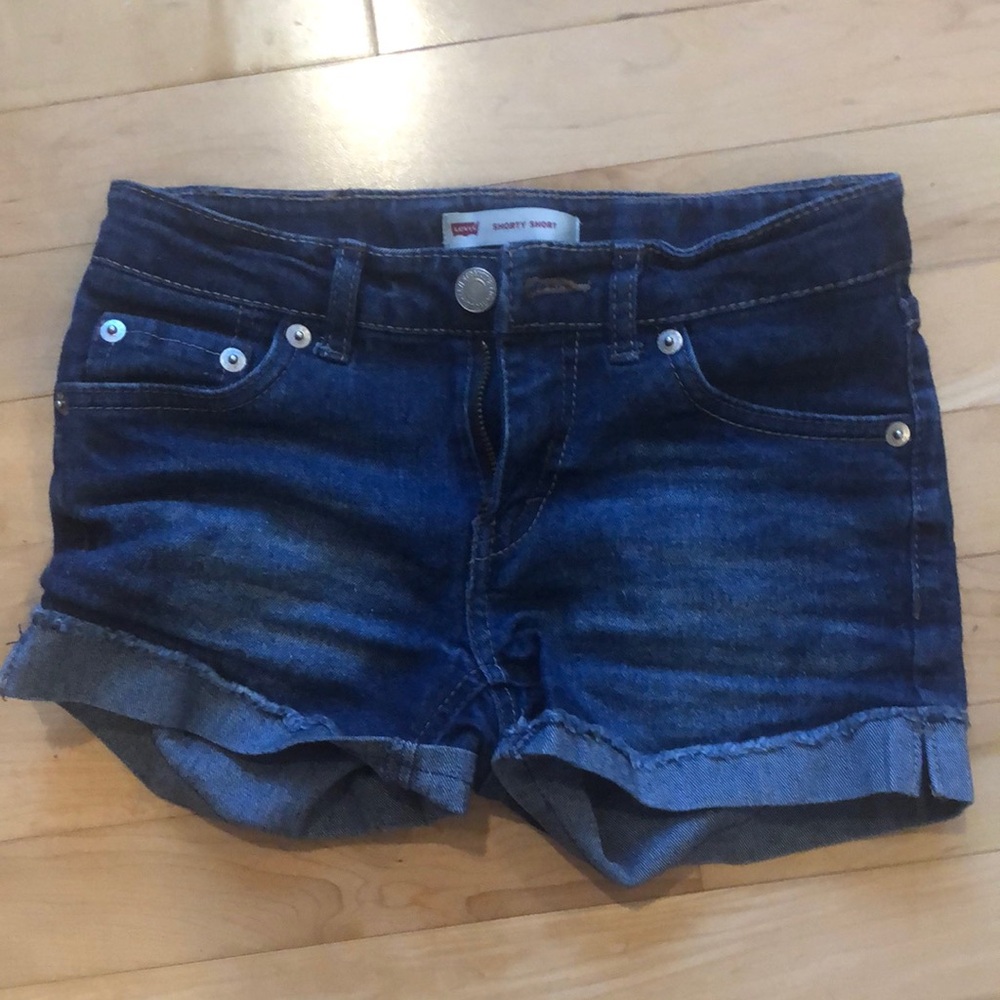 Levi shorty short jean shorts